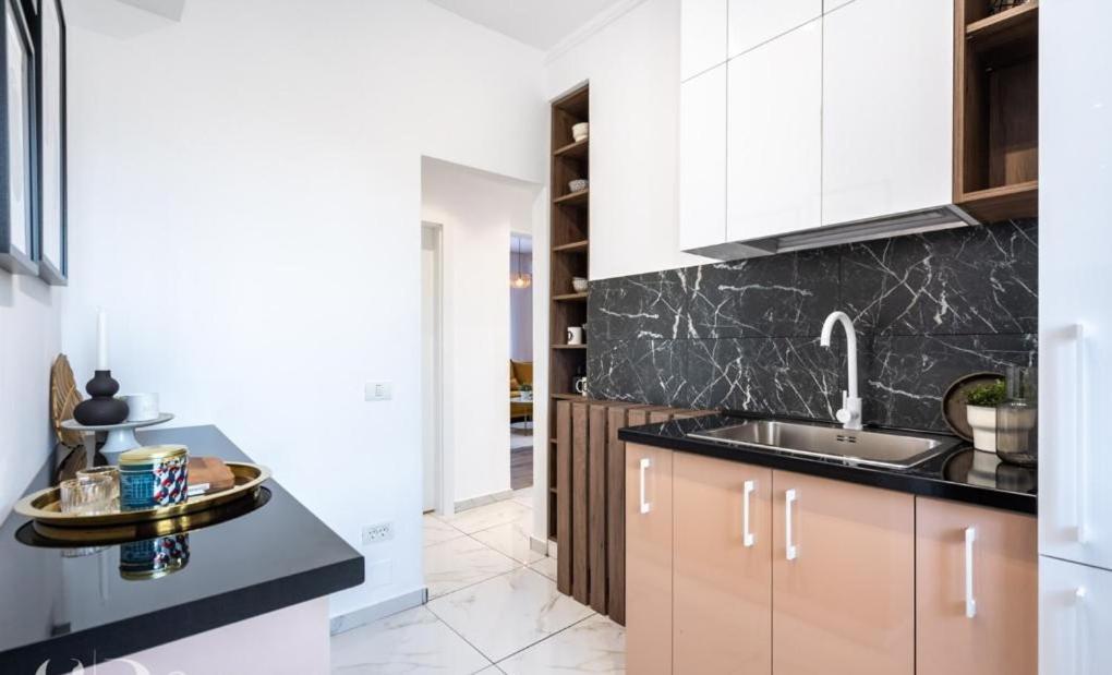 Majestic Apartament With View In Magheru 布加勒斯特 外观 照片